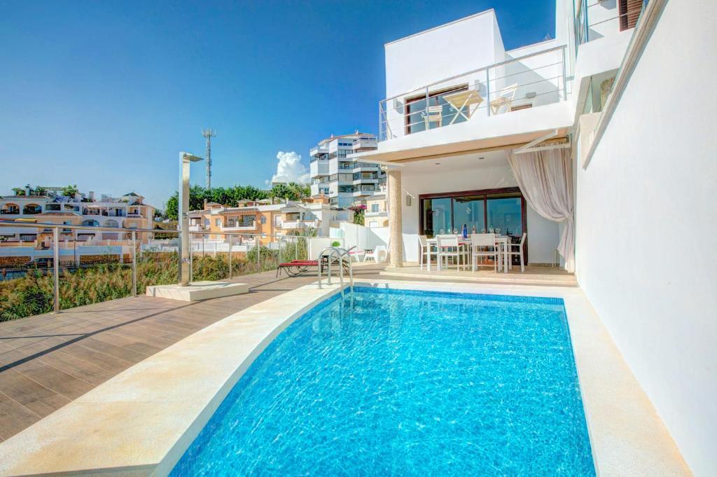 Villa Amura Sea View by Villa Plus photo 2