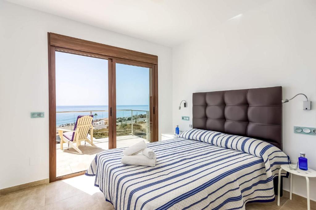 Villa Claraboya Sea View by Villa Plus photo 4