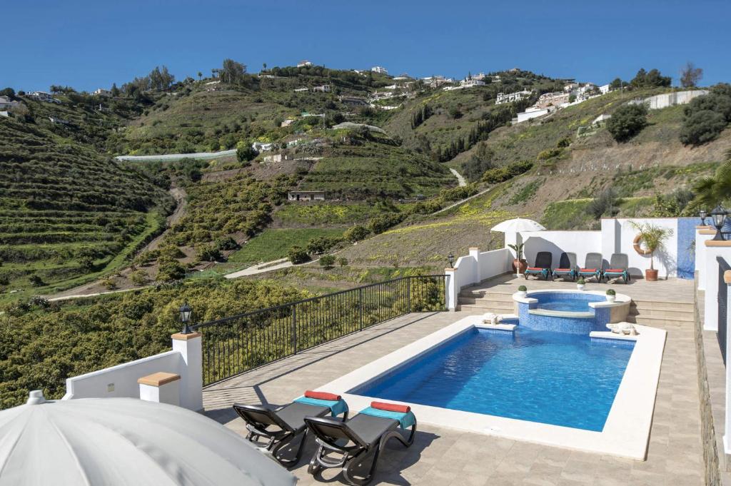 Villa Natalia Sol by Villa Plus photo 4