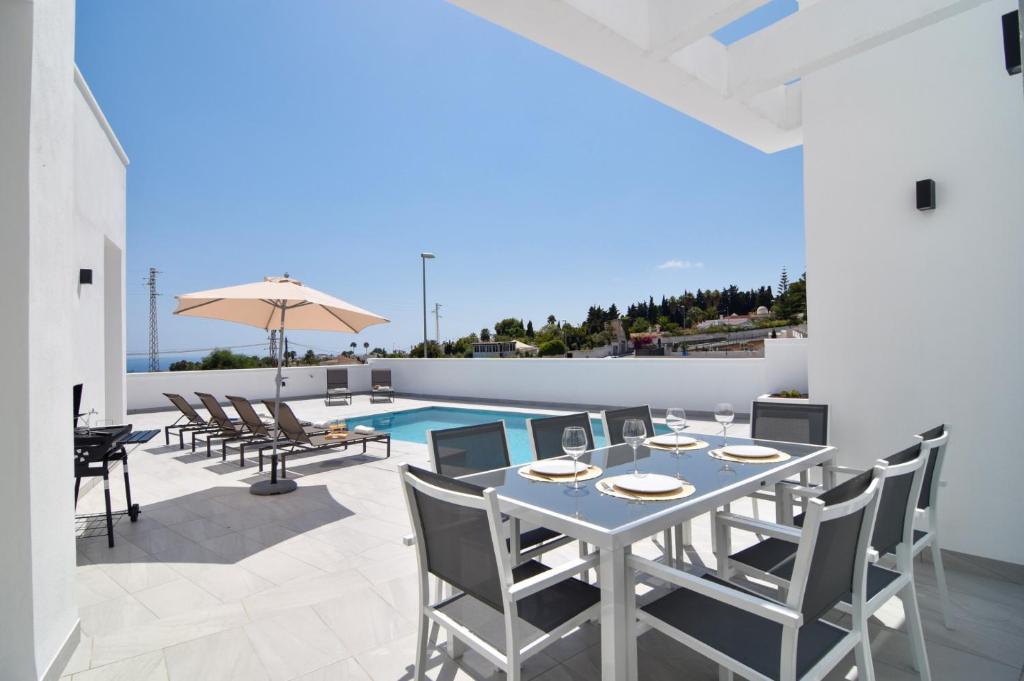 Villa Rosamar by Villa Plus photo 2
