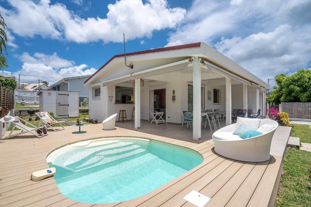 Villa Bel'Amandier : 3ch, bac à punch à 2min à pied de la plage photo 1