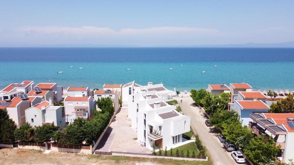 Villa Camelia by the sea
