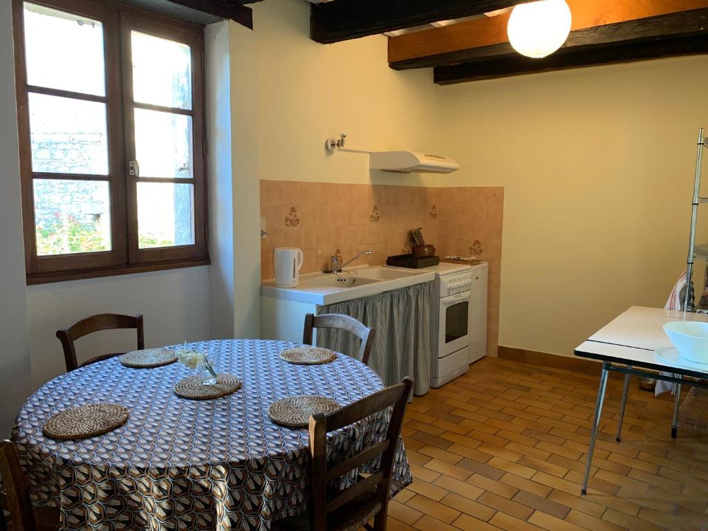 Spacious apartment in a charming, tranquil village photo 1