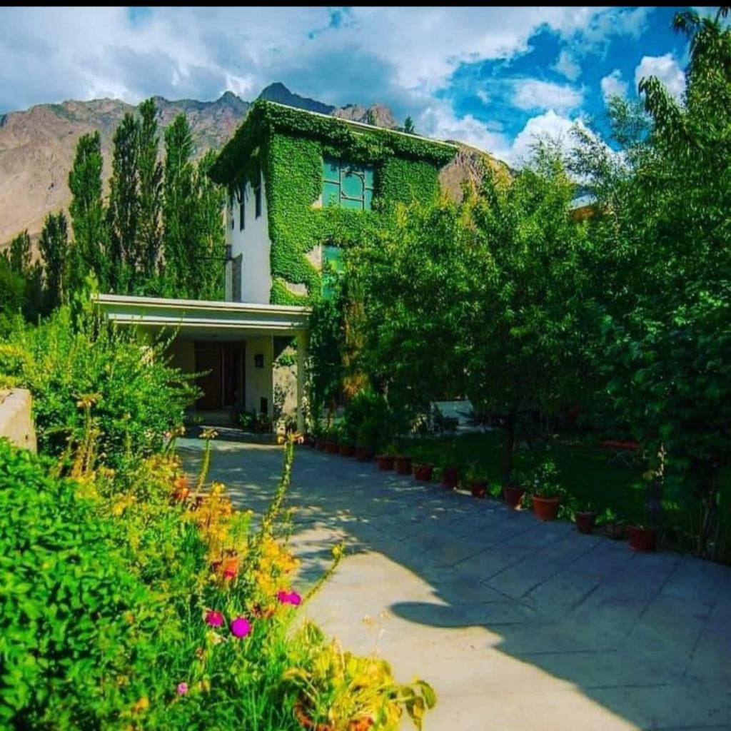 Al Amin Guest House - Home away from Home