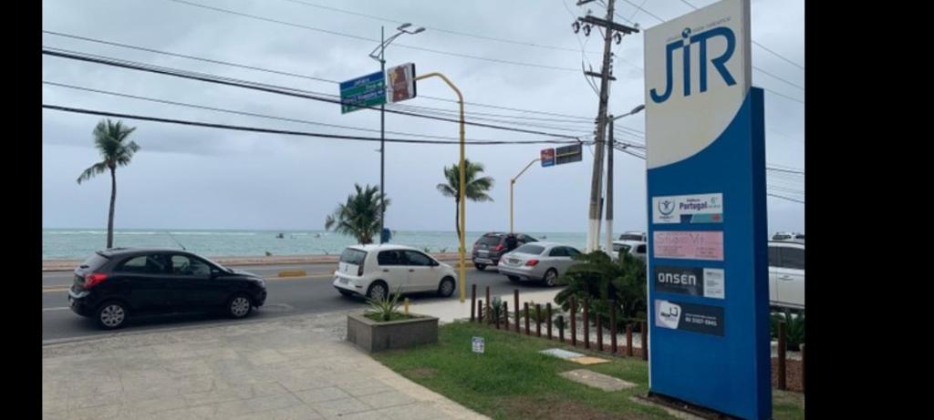 Excelente apartamento vista para o mar com piscina