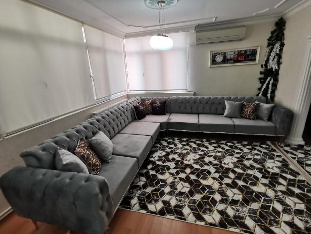 Ege üniversitesi ve hastanesine çok yakın photo 1