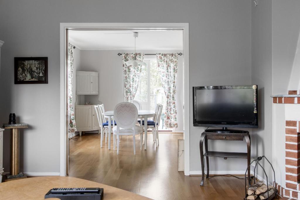 Nice holiday home in Grimshult with proximity to Lidhult in Smaland photo 3