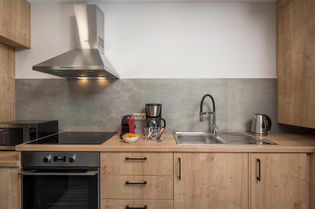 Aequor Luxury Rooms & Apartments photo 4