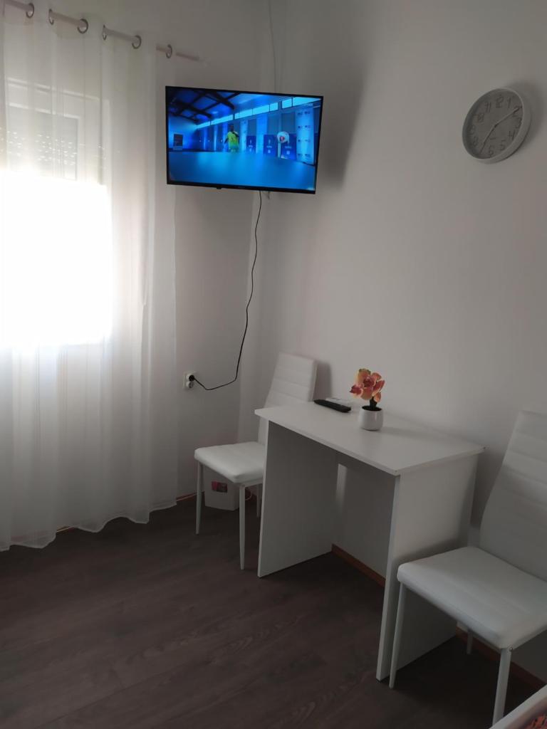 Apartman LEO photo 2