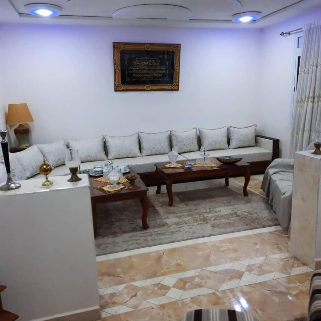 GRAND APPARTEMENT Au calme, ORAN -ALGERIE photo 3