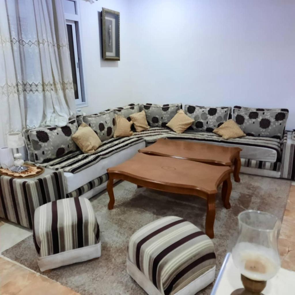 GRAND APPARTEMENT Au calme, ORAN -ALGERIE photo 4