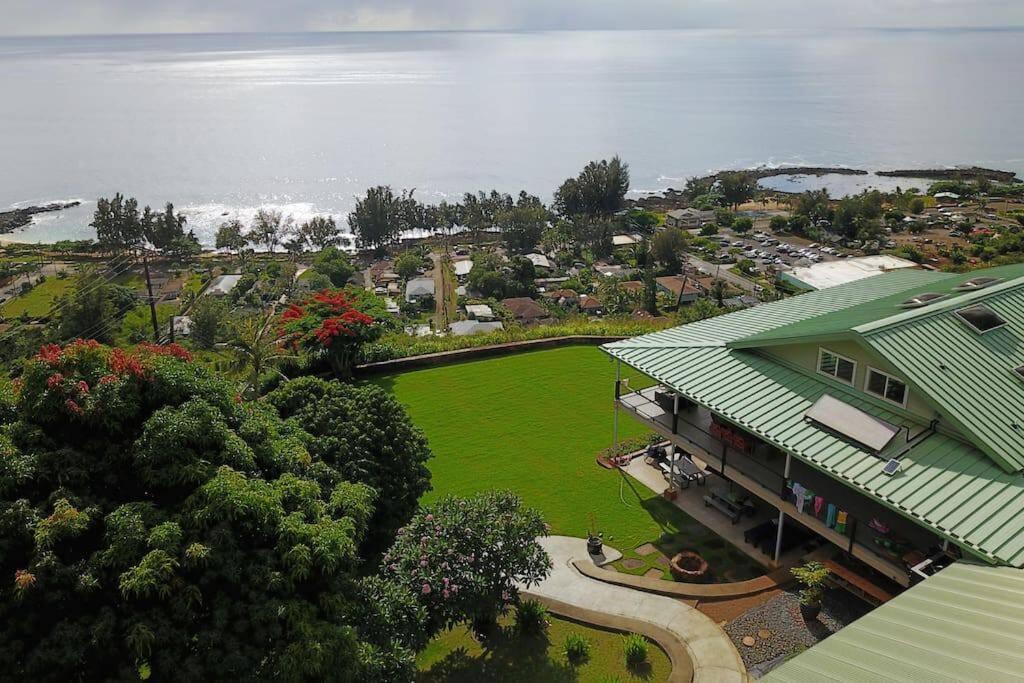Waimea Bay Luxury Estate Views & Hot Tub image