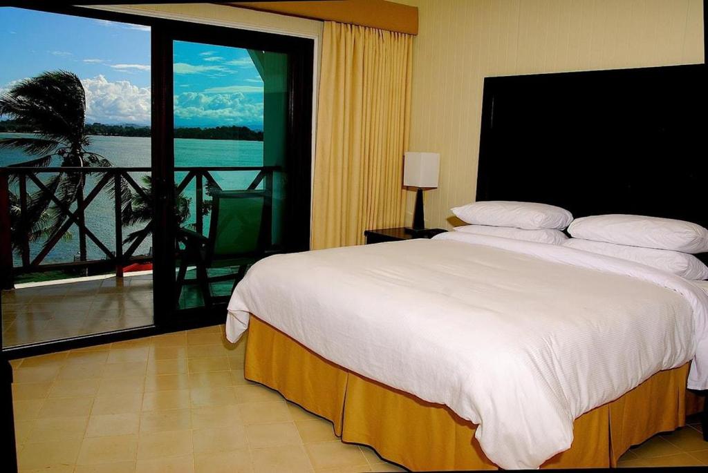 Playa Tortuga Hotel and Beach Resort photo 3