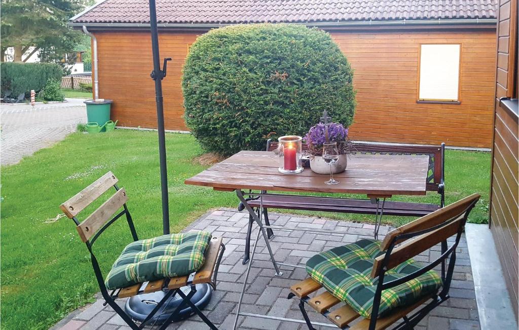 Awesome Home In Thale-friedrichsbrunn With 2 Bedrooms photo 2