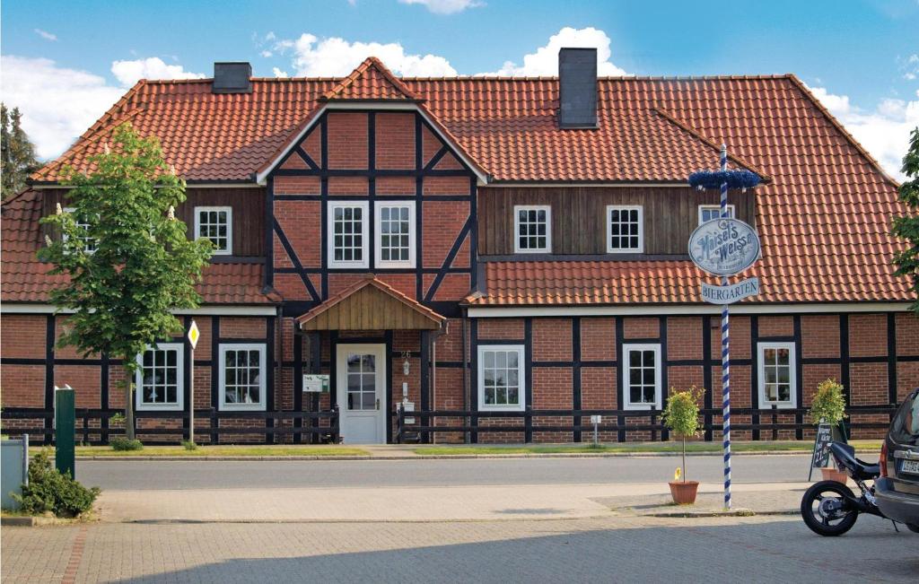 Awesome Apartment In Altenmedingen With 2 Bedrooms And Wifi