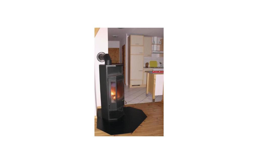 Awesome Apartment In Altenmedingen With 2 Bedrooms And Wifi photo 3