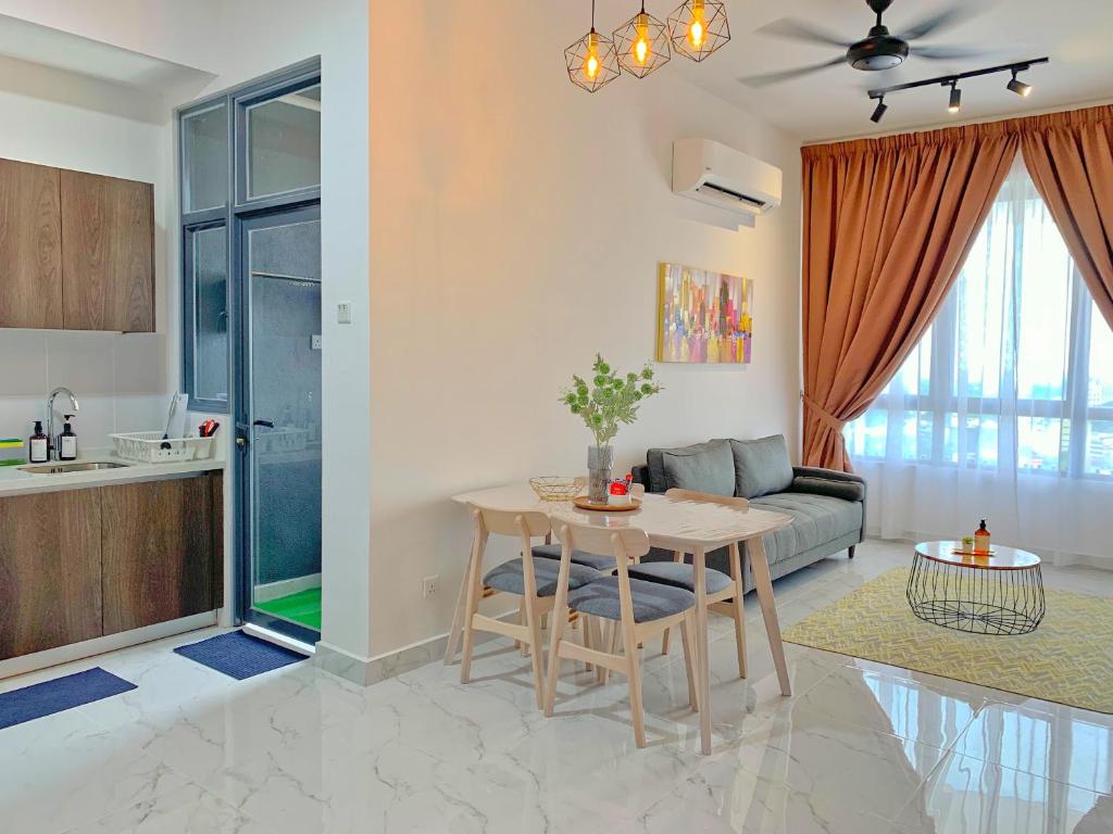 #Netflix #Cuckoo Troika Kota Bharu Homestay 0182 photo 4