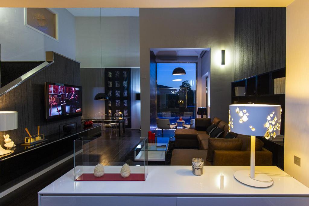 ZENLUXE Villa Planet Costa Dorada photo 4