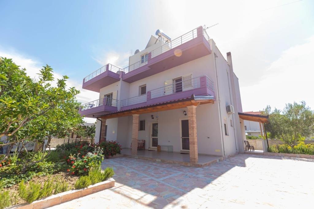 PREMIER GUEST HOUSE photo 1