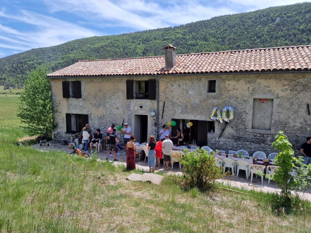 La grande maison dans la prairie photo 1
