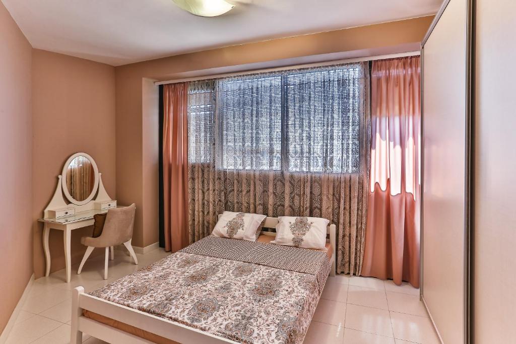 Planet City Apartment photo 3