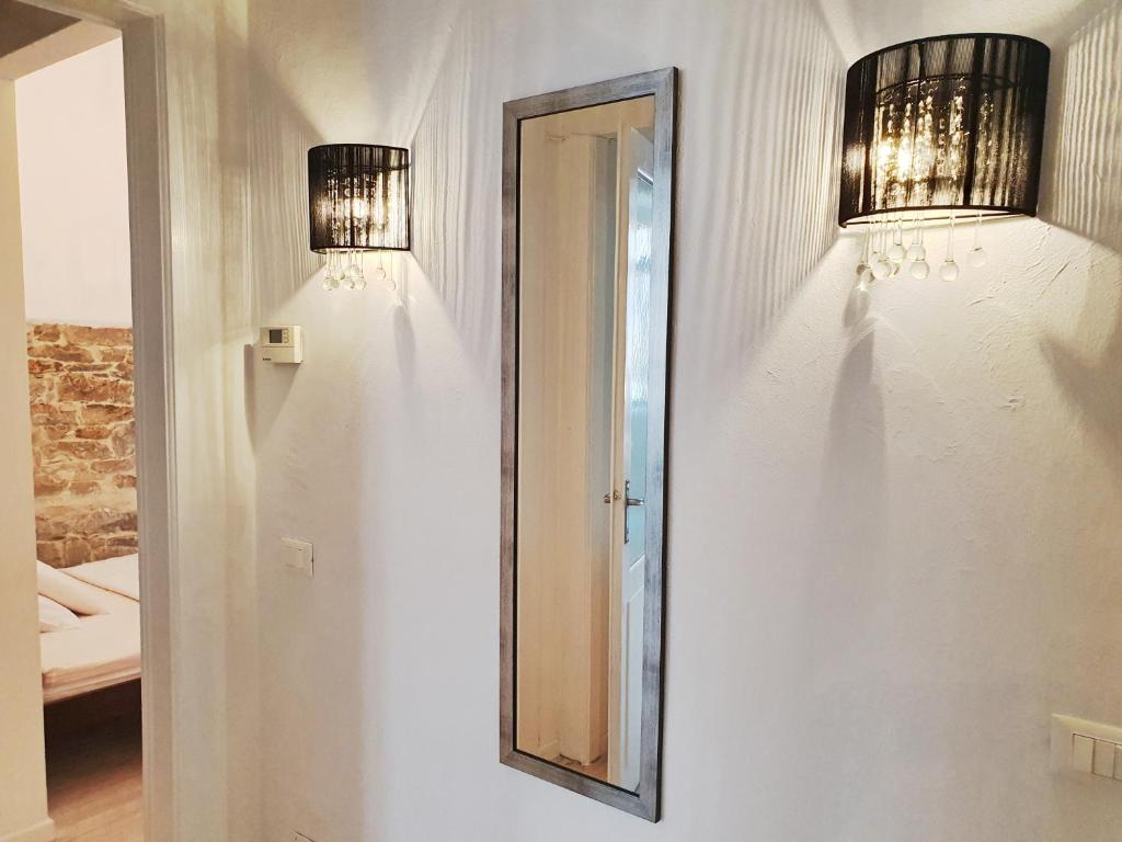Casa Bianca - 2 Bedroom Design Apartment - Tap to explore photos