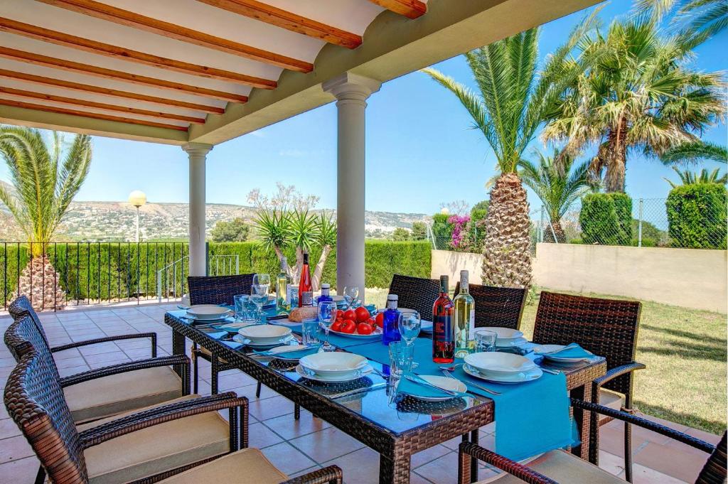Villa Fresno by Villa Plus photo 2