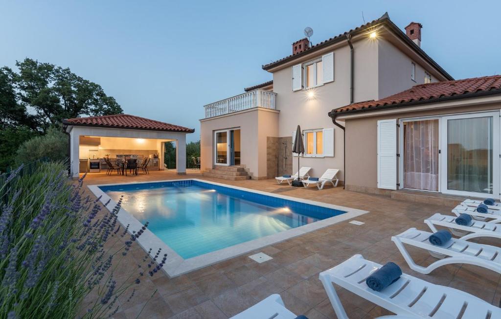 Villa Buroli with Pool, Sauna and Jacuzzi photo 1