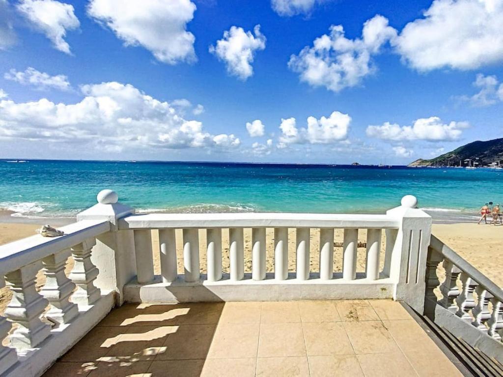 Pavillon Beach 9, feet in the water in Grand Case photo 2