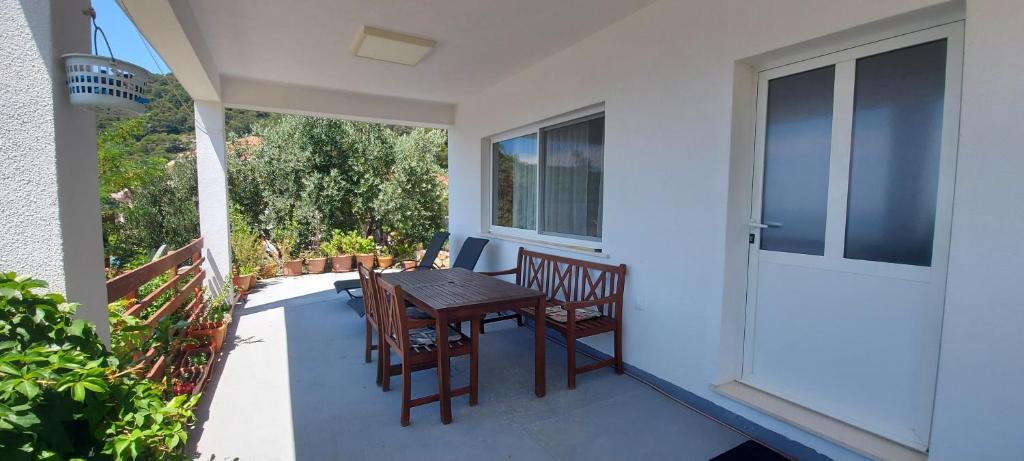 Apartment Kristić - Saplunara, Mljet photo 1