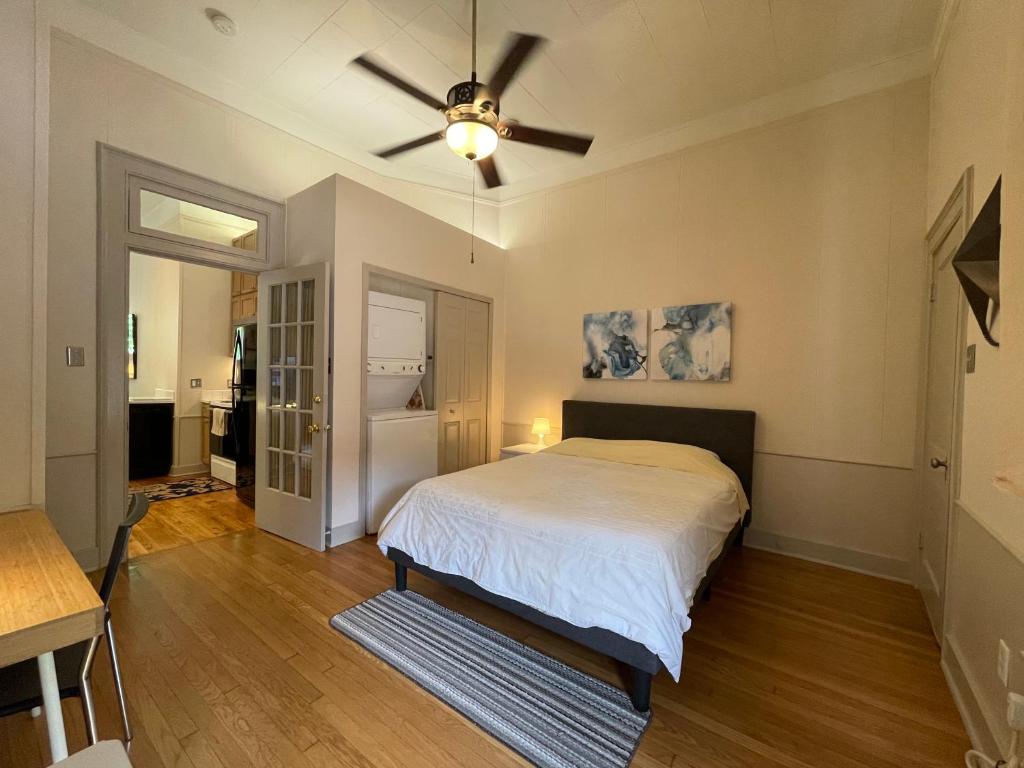 1322-#6 Downtown high ceiling big size 1B unit image