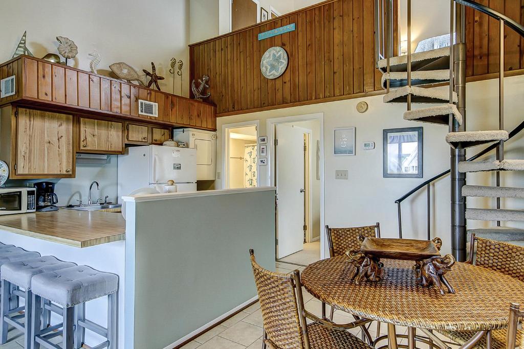 Driftwood Villa - 237 photo 2