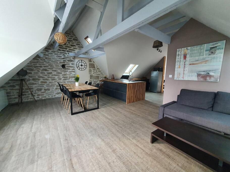 Charmant appartement proche commerces et plages photo 1