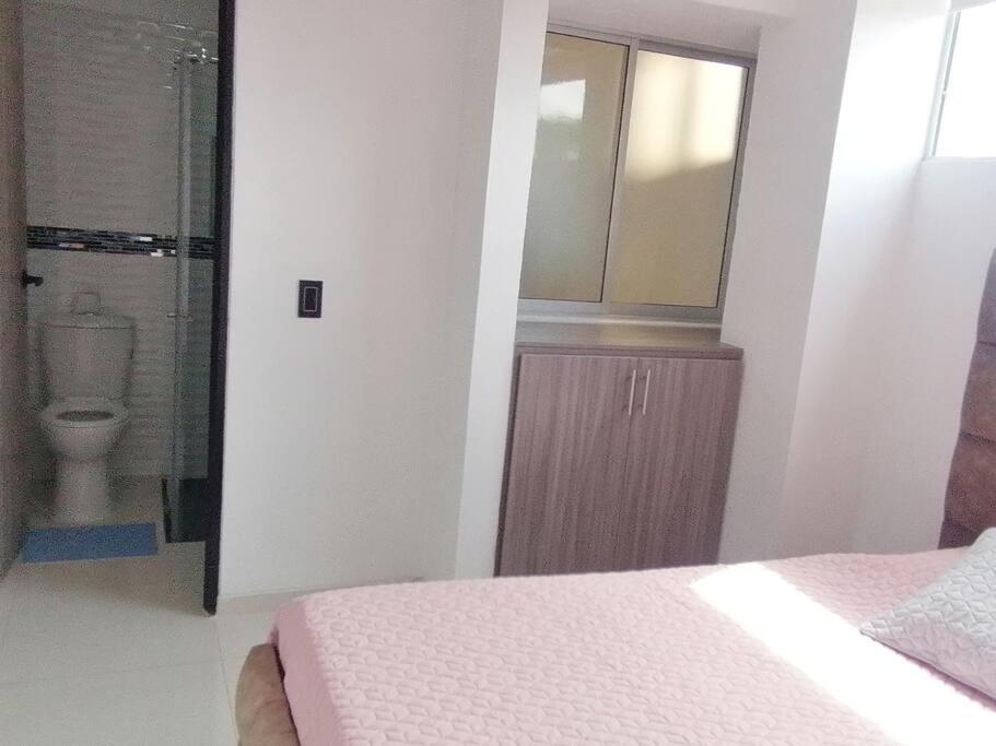 Apartamento de lujo , con linda vista, cuarto piso photo 4