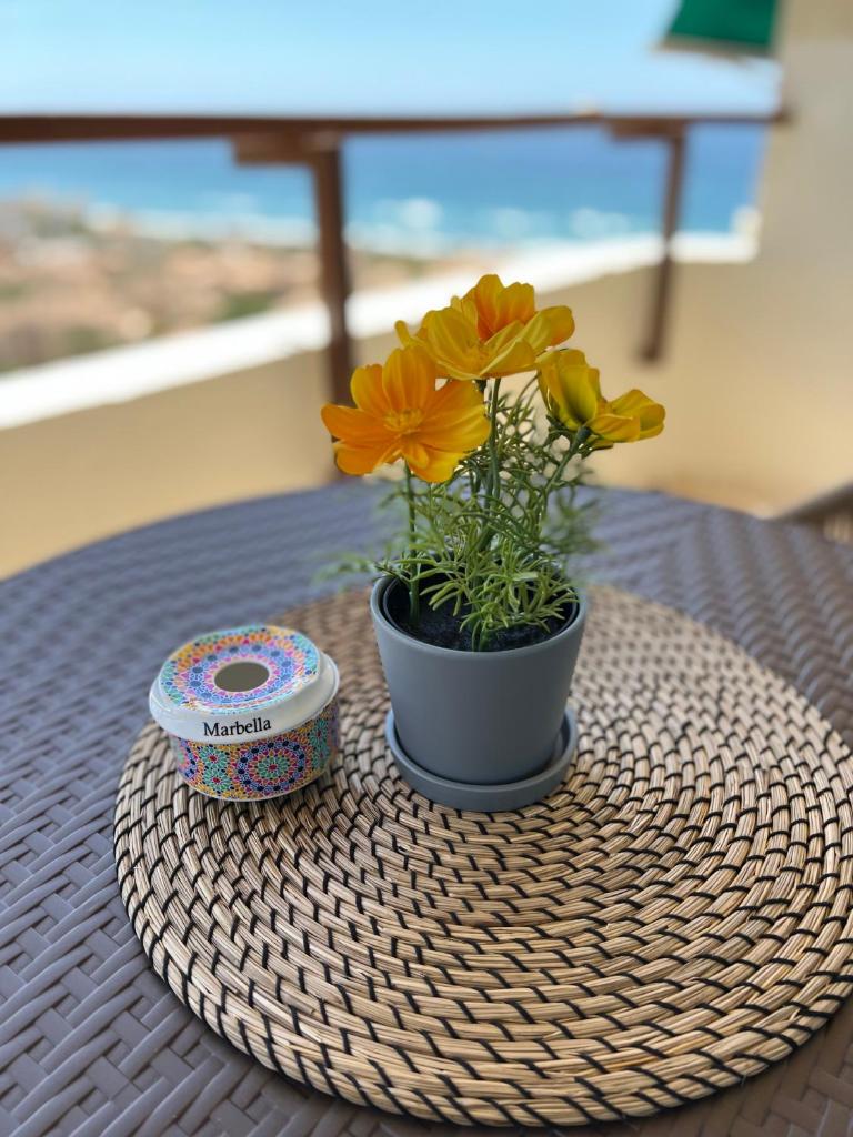 Sea view by Laura photo 2