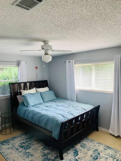 Cush Jax Baymeadows Ranch, Close to Everything! photo 4
