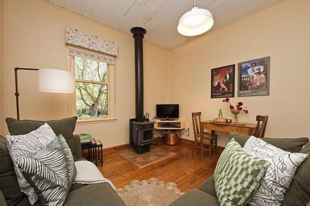 Quince Cottage photo 1