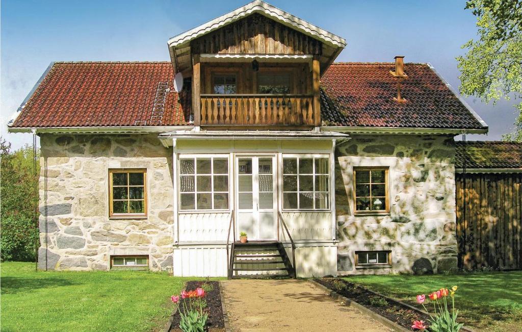 Stunning Home In Agunnaryd With 4 Bedrooms And Wifi