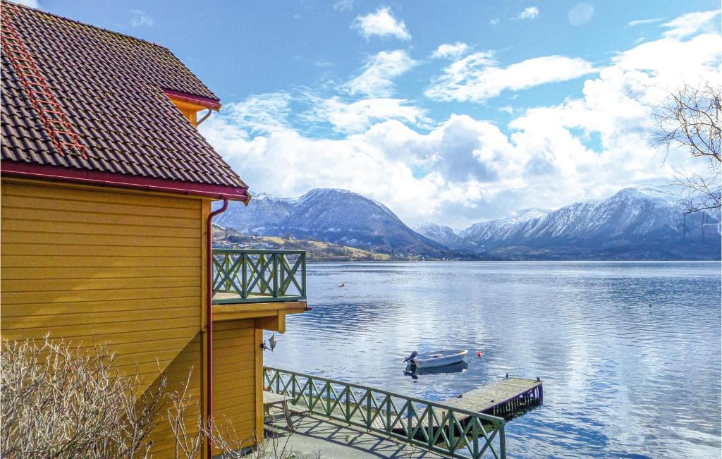 Stunning Apartment In Rosendal With 2 Bedrooms, Sauna And Internet photo 3