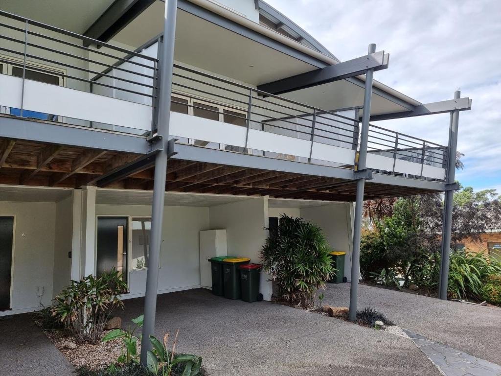 Beatons Beach Front Studio Inverloch