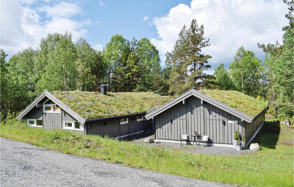 Nice Home In Sndeled With 4 Bedrooms, Sauna And Indoor Swimming Pool