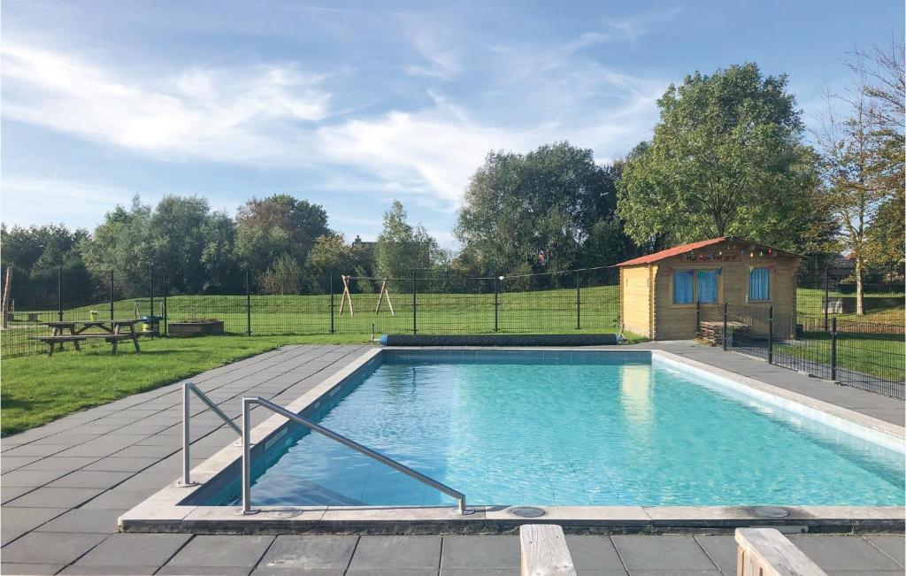 Nice Home In Tzummarum With 3 Bedrooms, Wifi And Outdoor Swimming Pool photo 4