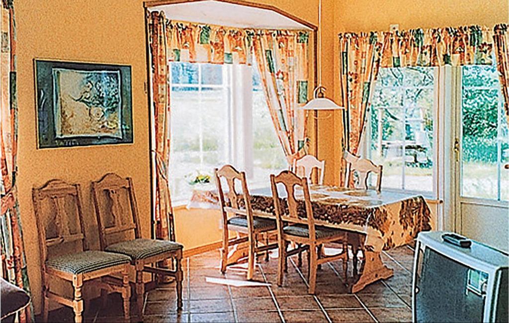 Awesome Home In Lysvik With 1 Bedrooms photo 2