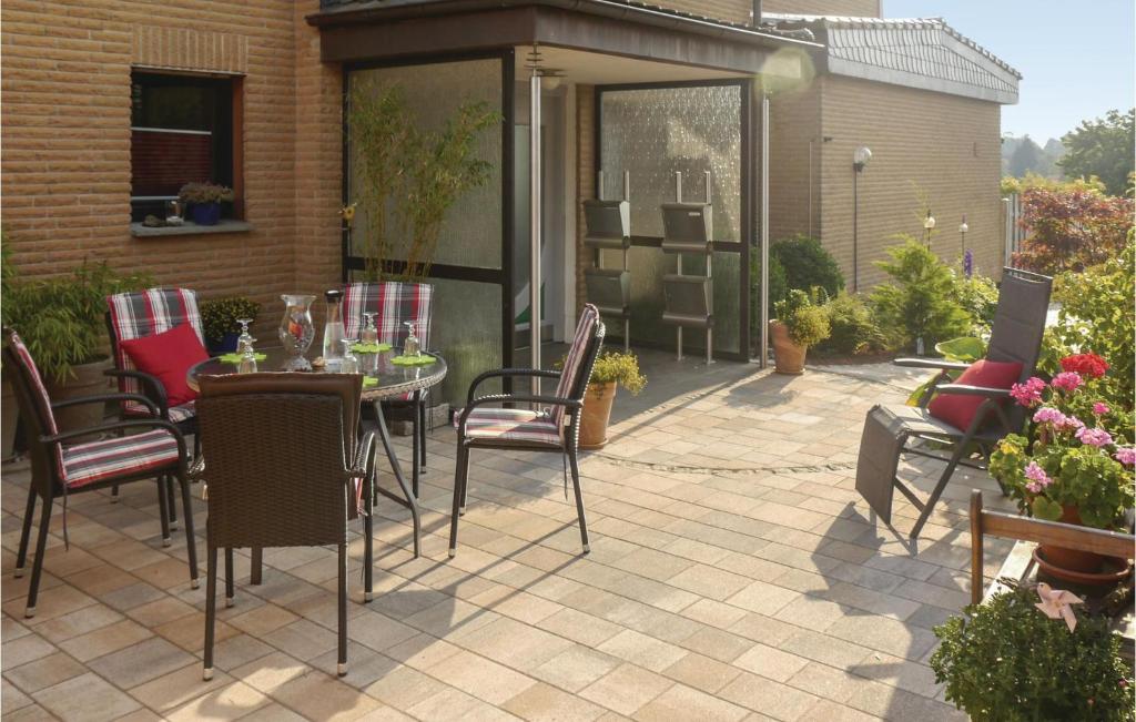 Stunning Apartment In Schieder-schwalenberg With 2 Bedrooms And Wifi photo 3