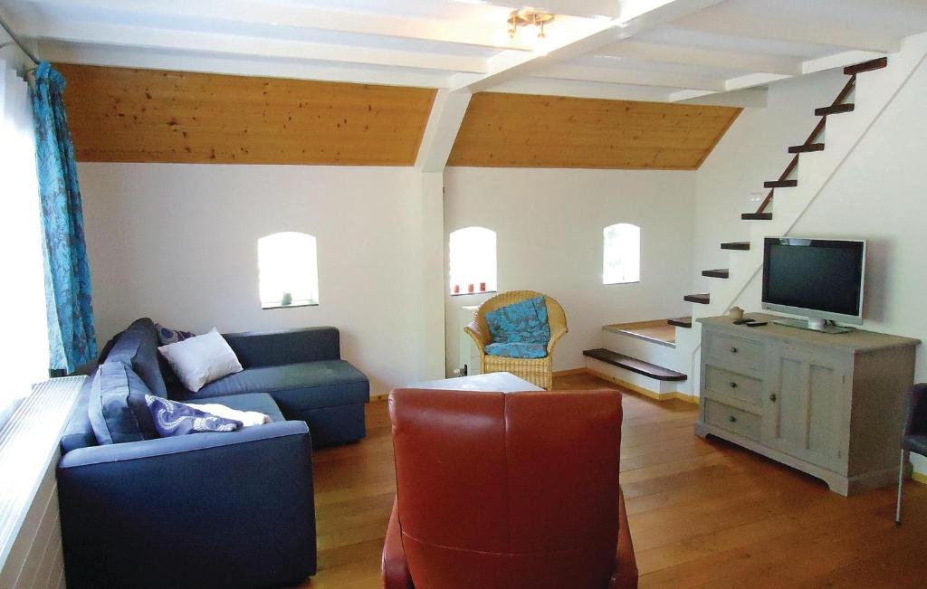 Awesome Home In Smilde With 2 Bedrooms And Wifi photo 3