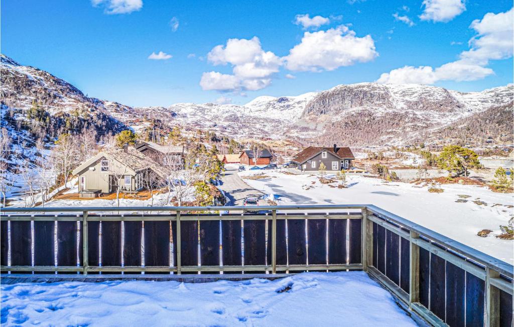 Amazing Home In Matredal With 5 Bedrooms, Sauna And Internet photo 2