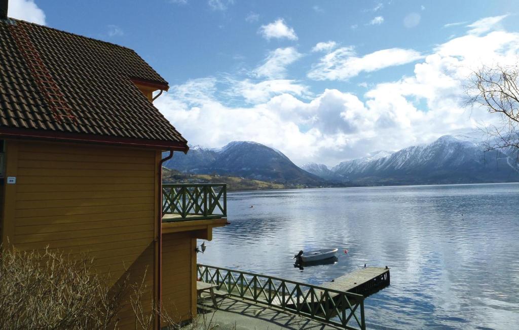 Awesome Apartment In Rosendal With 2 Bedrooms, Sauna And Internet photo 3