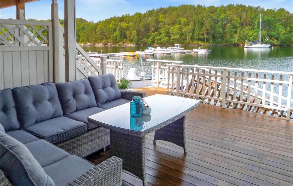Stunning Apartment In Valevg With 2 Bedrooms And Wifi photo 2