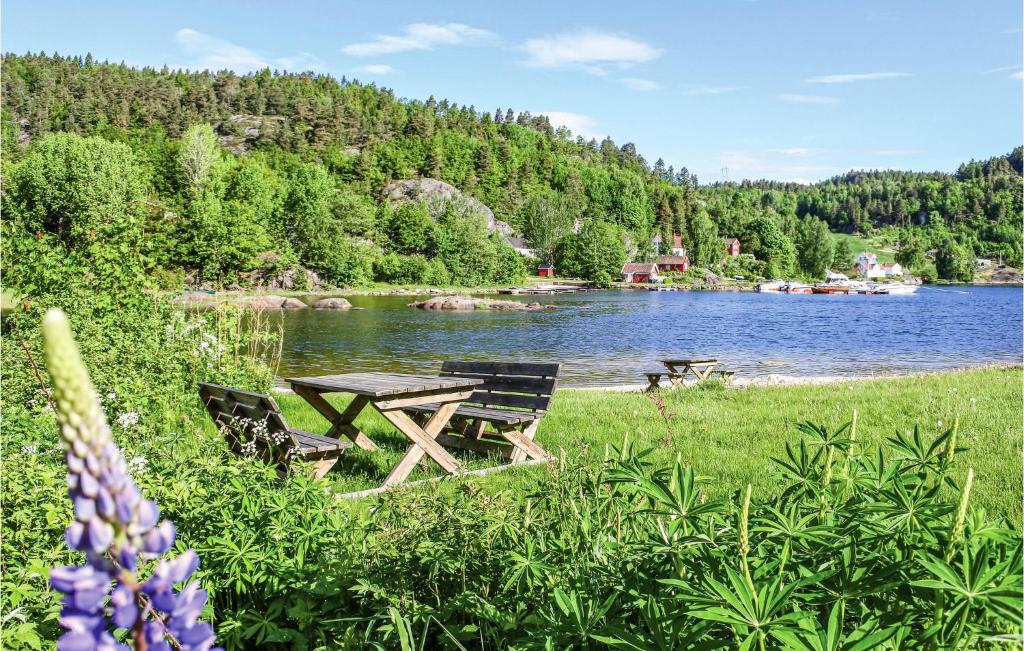 Stunning Home In Risr With 4 Bedrooms, Sauna And Wifi photo 3