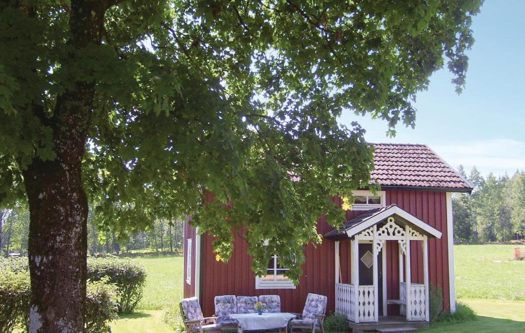 Nice Home In Hestra With 2 Bedrooms